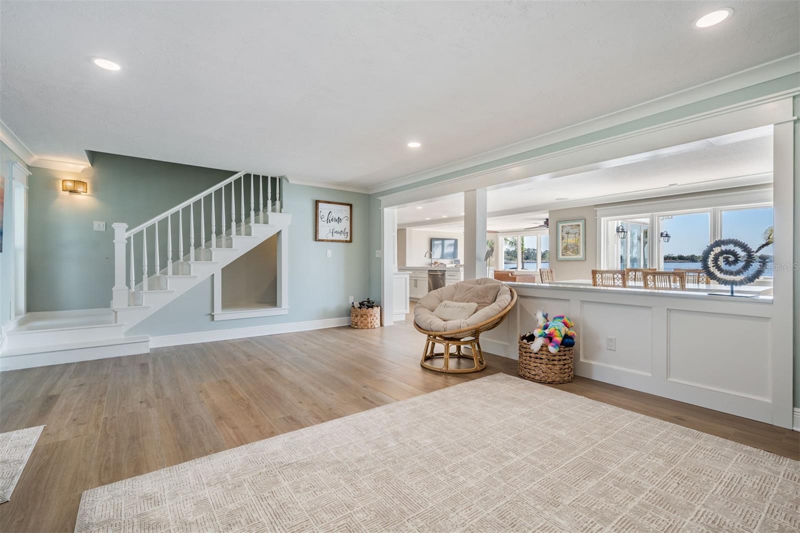 200 DRIFTWOOD DR W, PALM HARBOR, FL, 34683