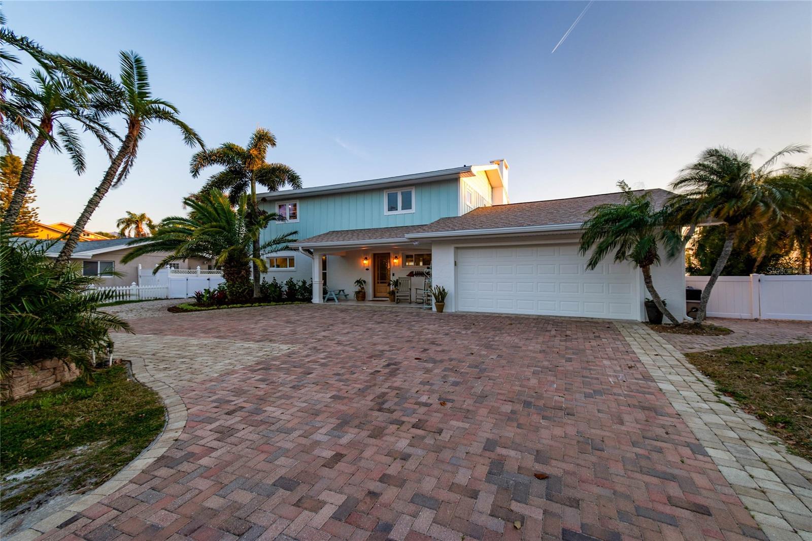 200 DRIFTWOOD DR W, PALM HARBOR, FL, 34683