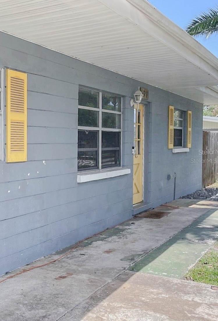5911 OLIVE AVE, SARASOTA, FL, 34231