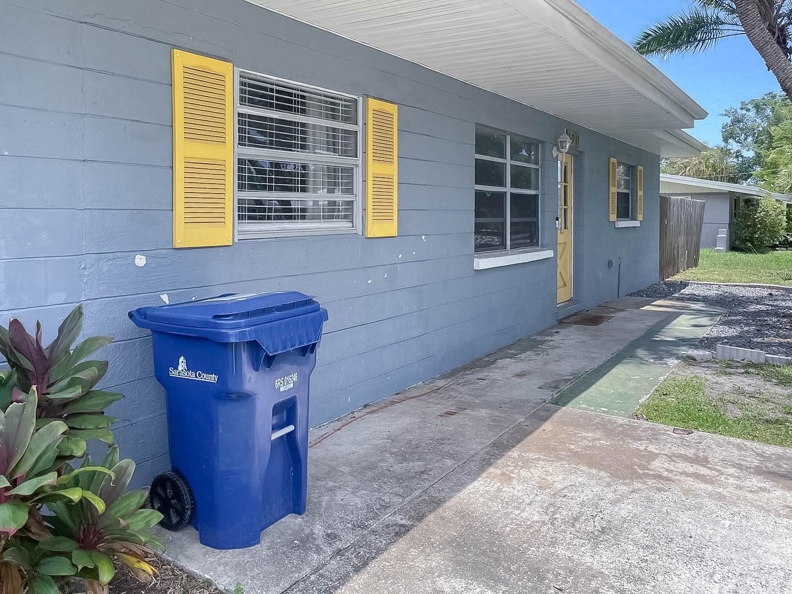 5911 OLIVE AVE, SARASOTA, FL, 34231