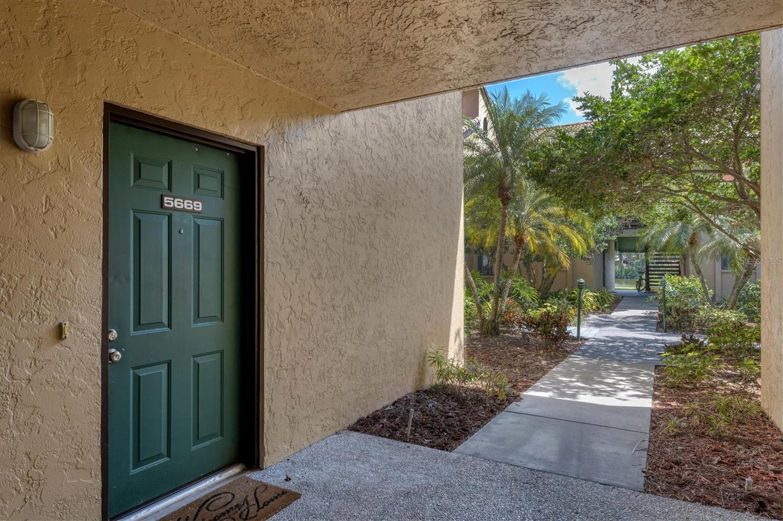 5669 ASHTON LAKE DR #1, SARASOTA, FL, 34231
