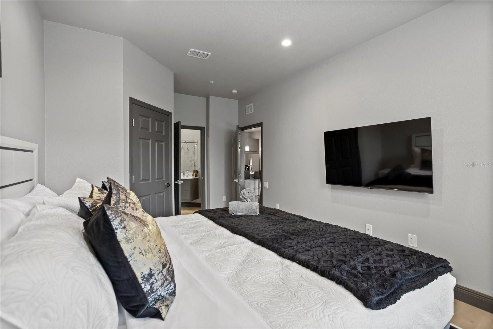 7675 COMROW ST #204, KISSIMMEE, FL, 34747