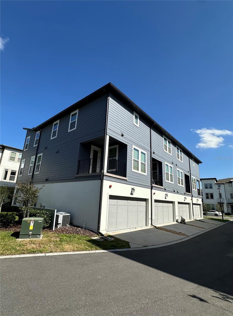 12673 YOSHINO ALY, ORLANDO, FL, 32827