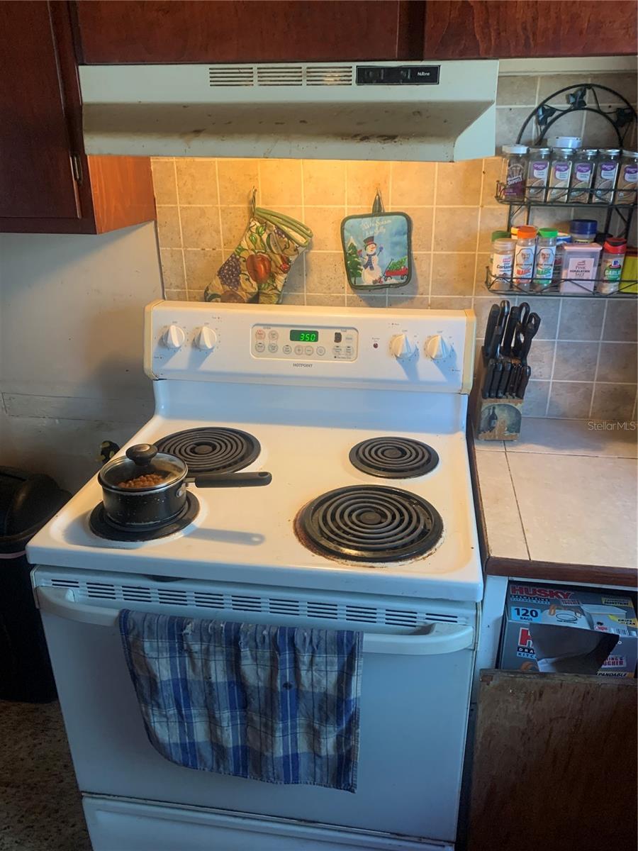 1437 HITAKEE AVE, SEBRING, FL, 33870