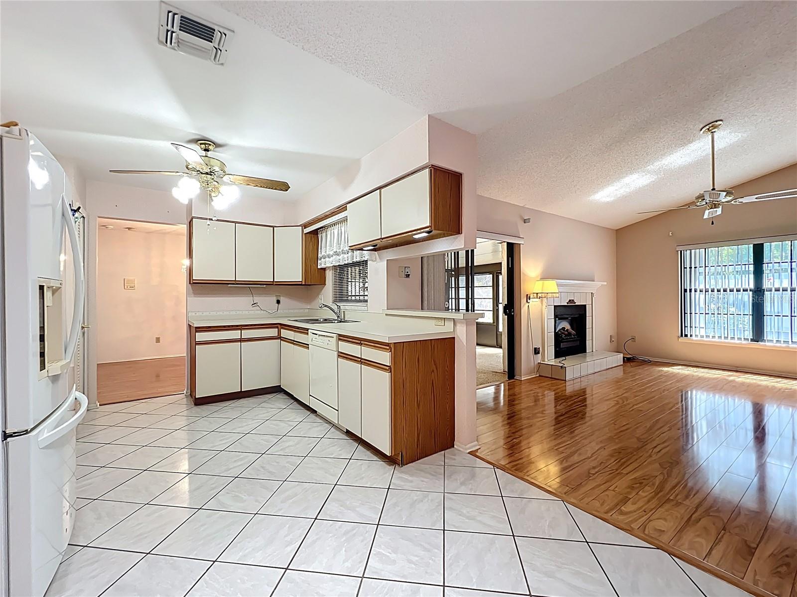 7646 COVEDALE DR, ORLANDO, FL, 32818