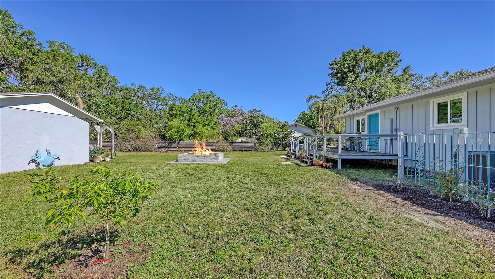 1121 FRANKLIN AVE, ELLENTON, FL, 34222