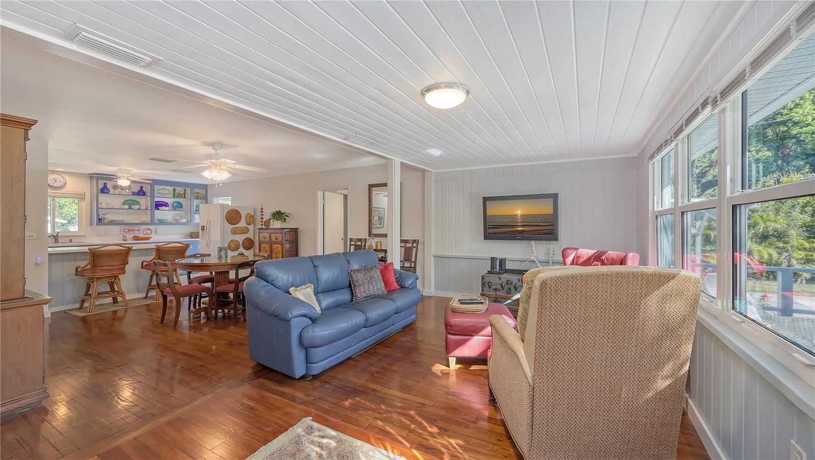 1121 FRANKLIN AVE, ELLENTON, FL, 34222