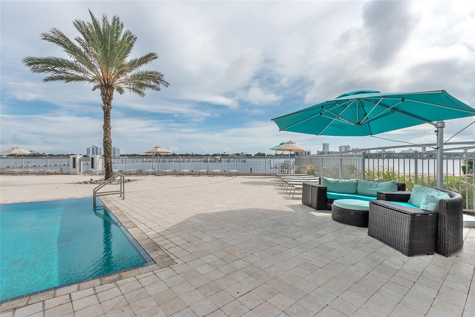 231 RIVERSIDE DR #1003-1, HOLLY HILL, FL, 32117