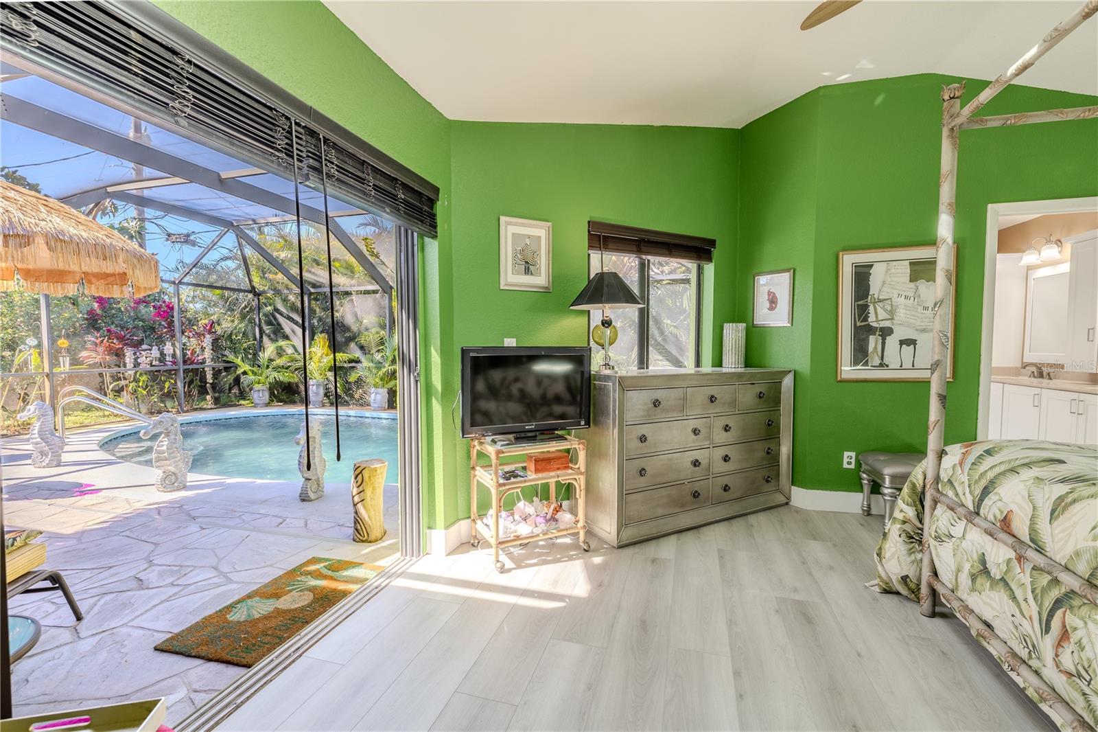 5953 36TH AVE N, ST PETERSBURG, FL, 33710