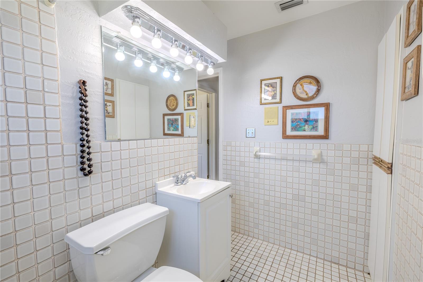 5953 36TH AVE N, ST PETERSBURG, FL, 33710