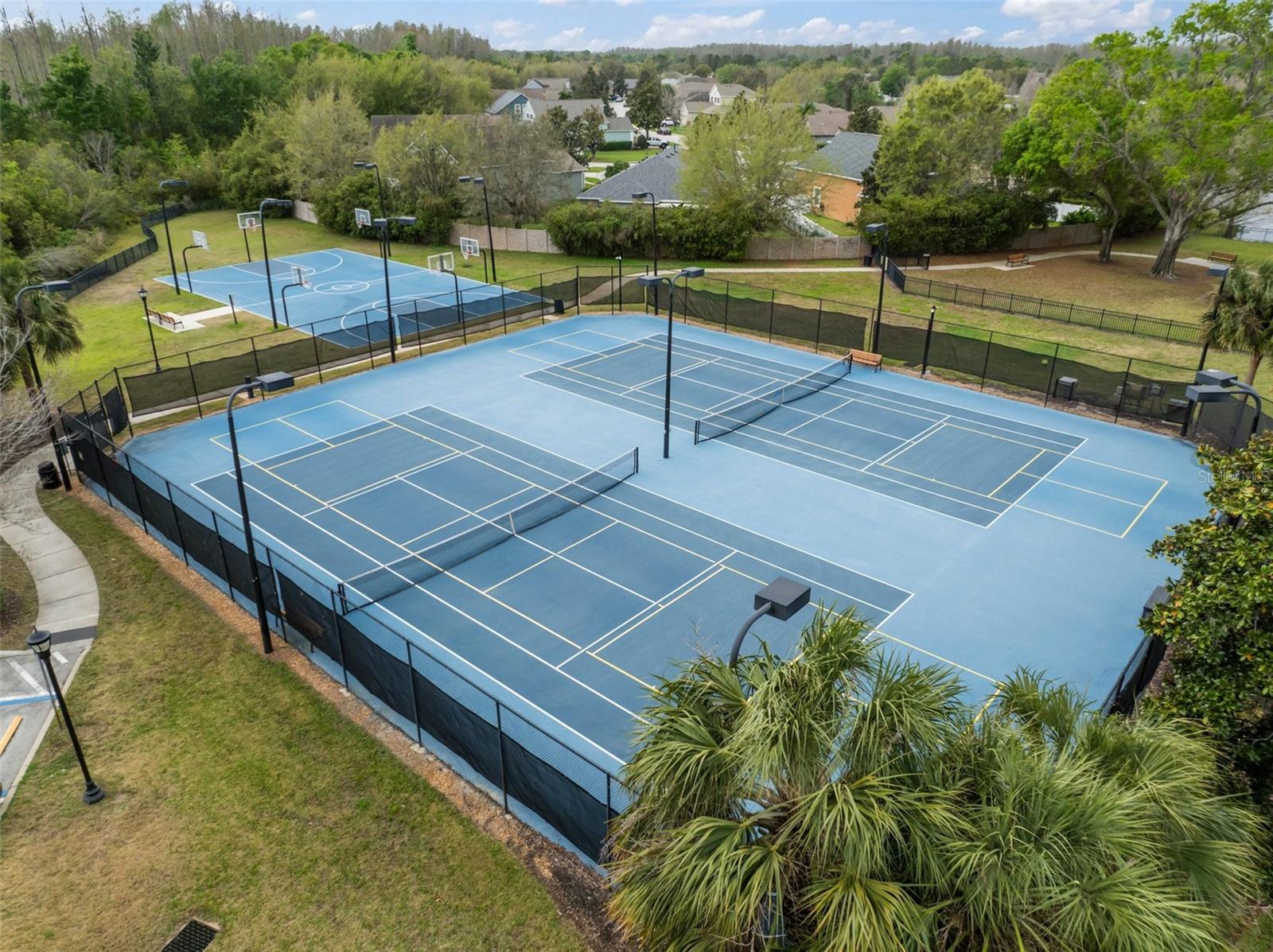 8141 CARLTON RIDGE DR, LAND O LAKES, FL, 34638