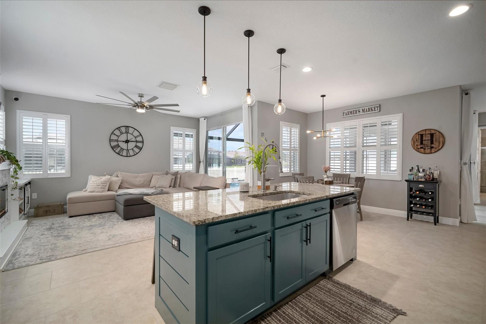 8141 CARLTON RIDGE DR, LAND O LAKES, FL, 34638