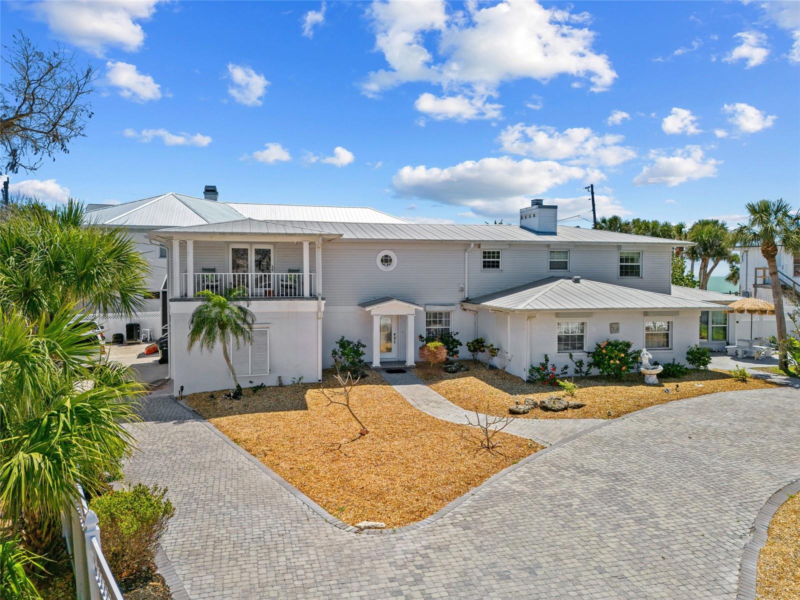 6112 GNARLED OAK DR, ENGLEWOOD, FL, 34223