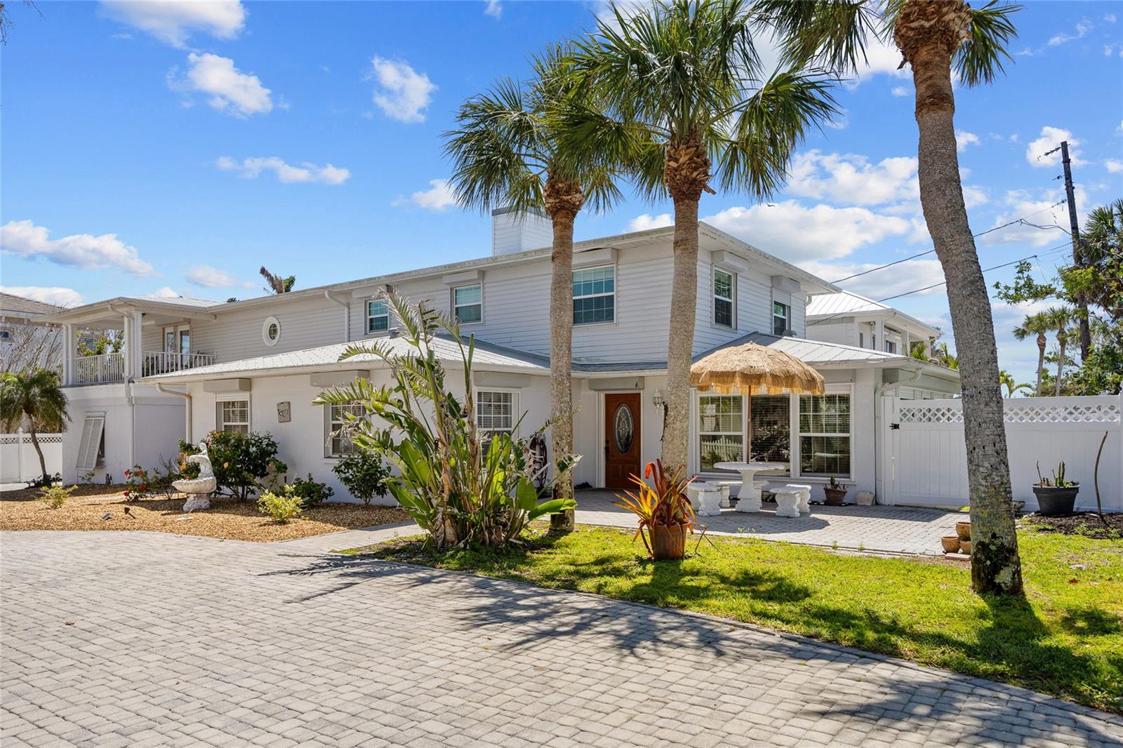 6112 GNARLED OAK DR, ENGLEWOOD, FL, 34223