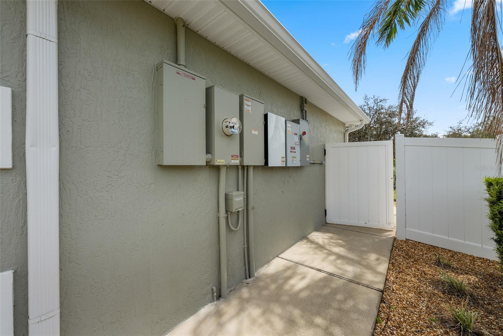 2821 CONYERS CT, DELTONA, FL, 32738