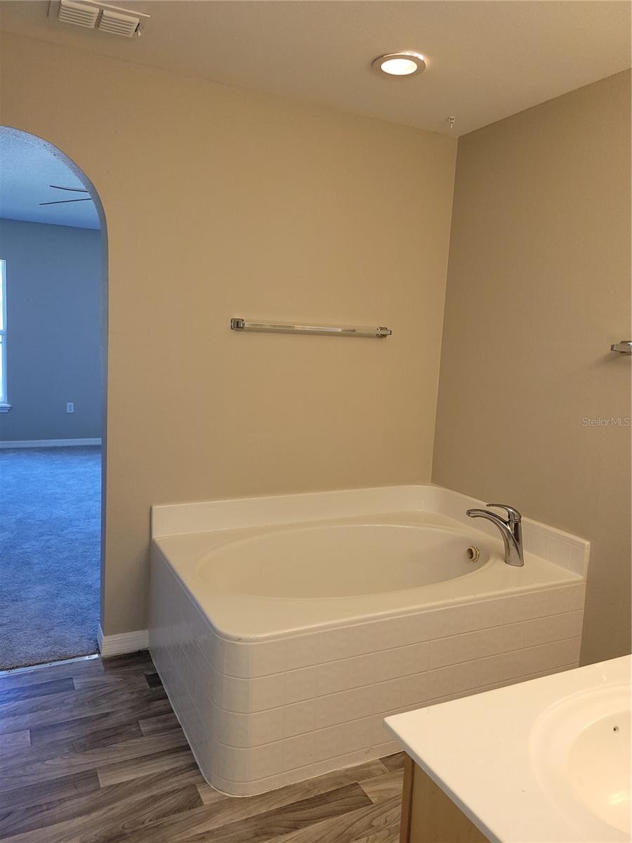 115 ROYALTY CIR, SANFORD, FL, 32771