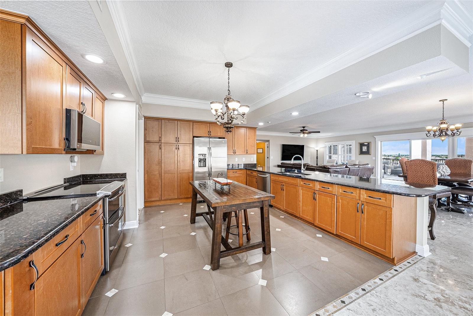 11525 GULF BLVD #401, TREASURE ISLAND, FL, 33706