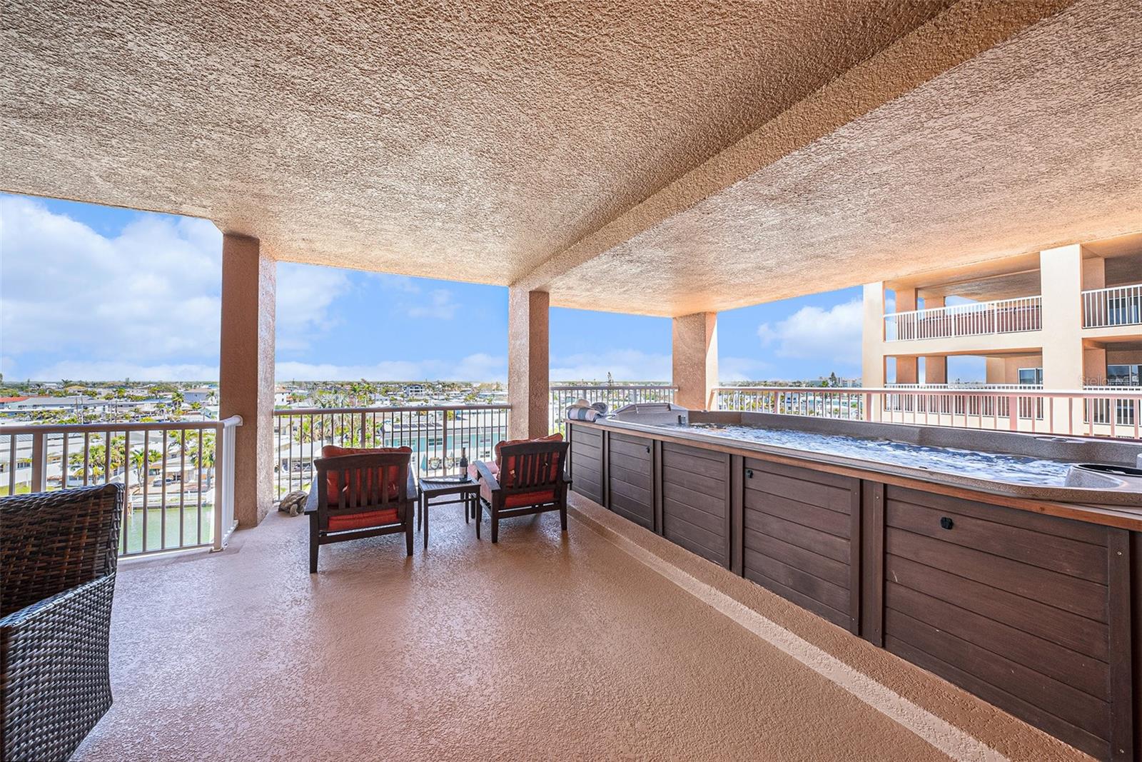 11525 GULF BLVD #401, TREASURE ISLAND, FL, 33706