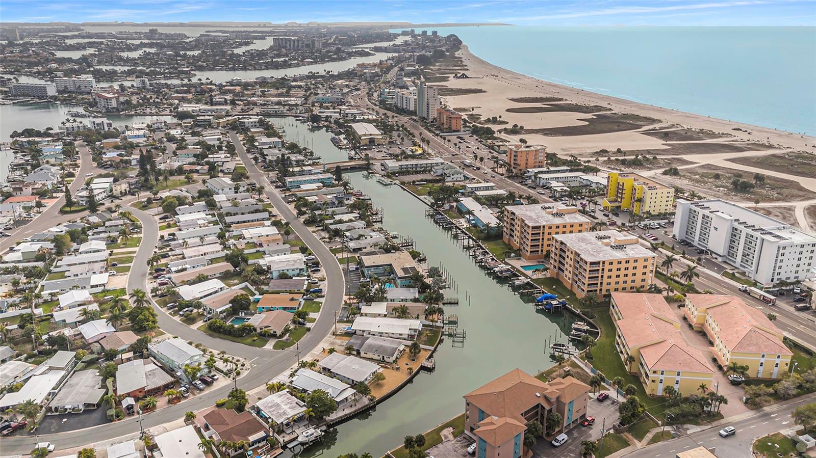 11525 GULF BLVD #401, TREASURE ISLAND, FL, 33706