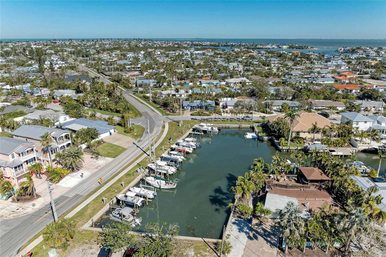 502 69TH ST, HOLMES BEACH, FL, 34217