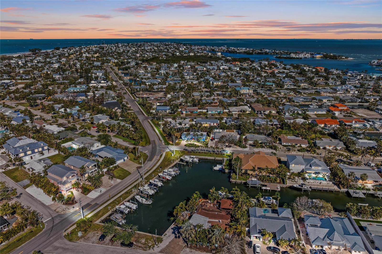 502 69TH ST, HOLMES BEACH, FL, 34217