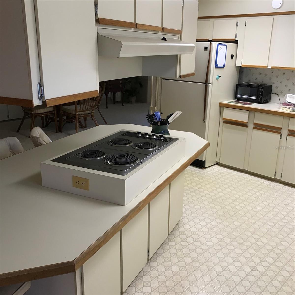 6515 RAINTREE LN NE, WINTER HAVEN, FL, 33881