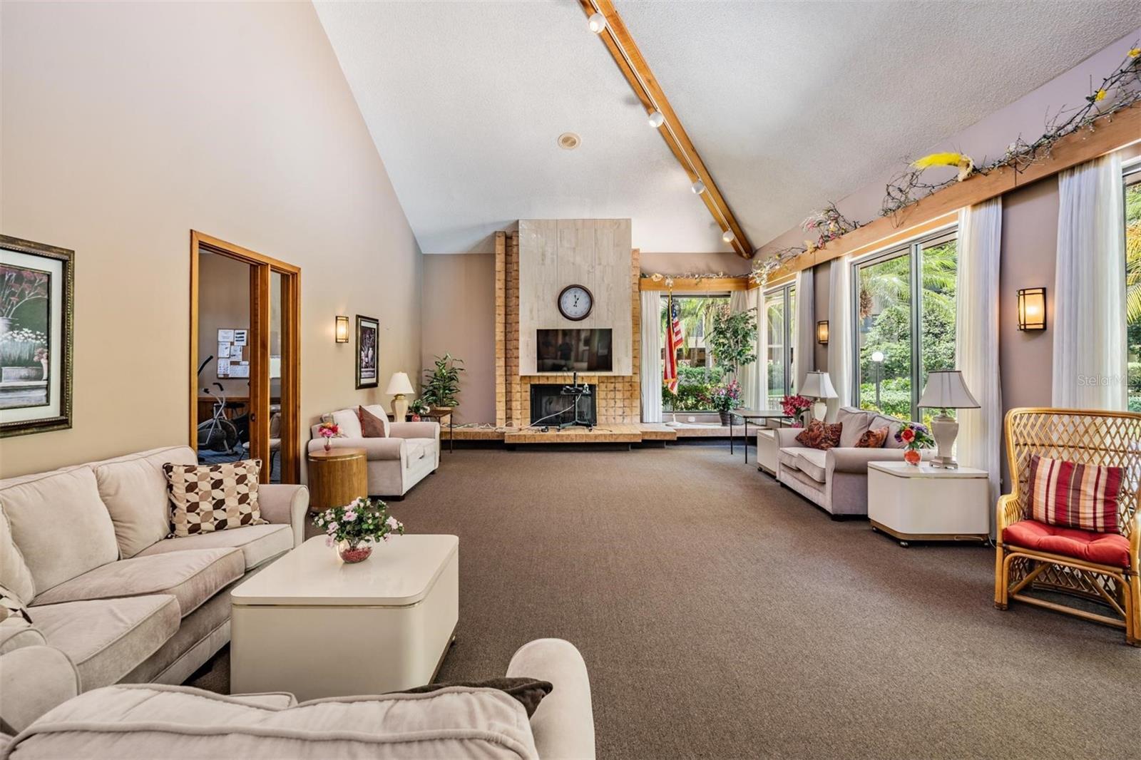3076 EASTLAND BLVD #305, CLEARWATER, FL, 33761
