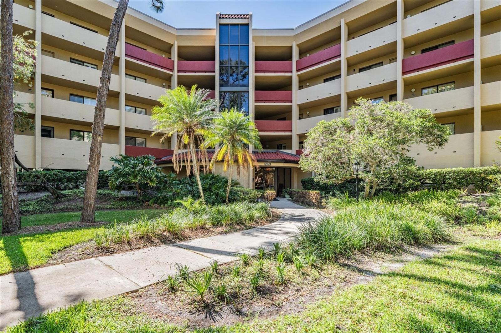 3076 EASTLAND BLVD #305, CLEARWATER, FL, 33761