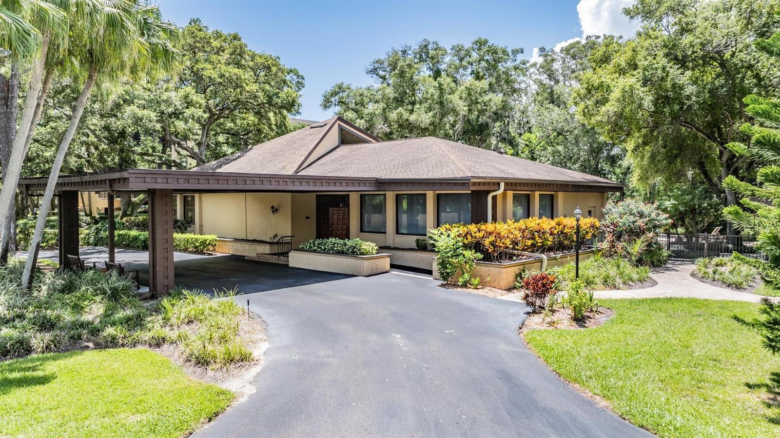 3076 EASTLAND BLVD #305, CLEARWATER, FL, 33761