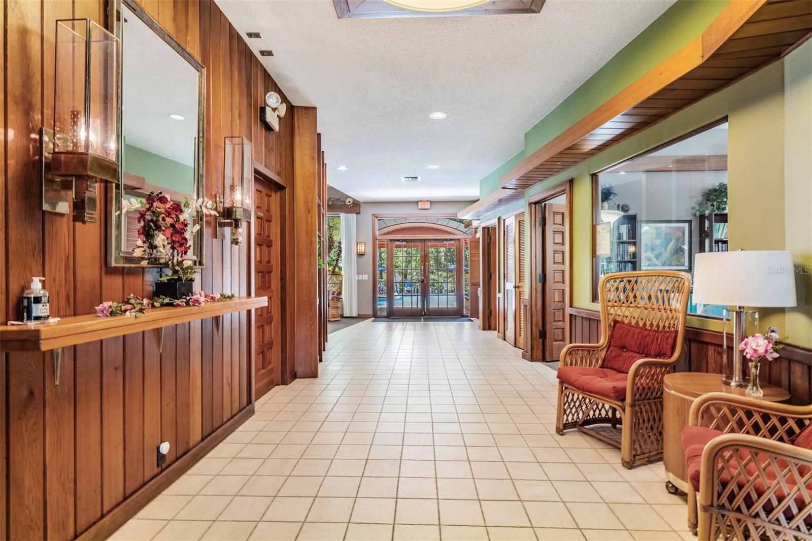 3076 EASTLAND BLVD #305, CLEARWATER, FL, 33761