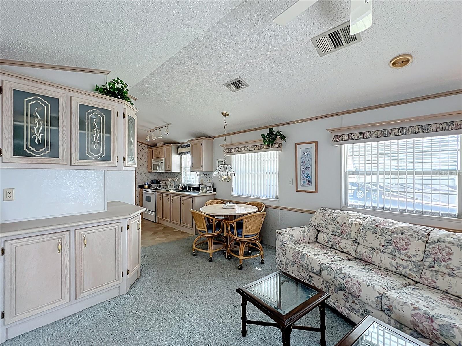 TB8363710 Property Photo