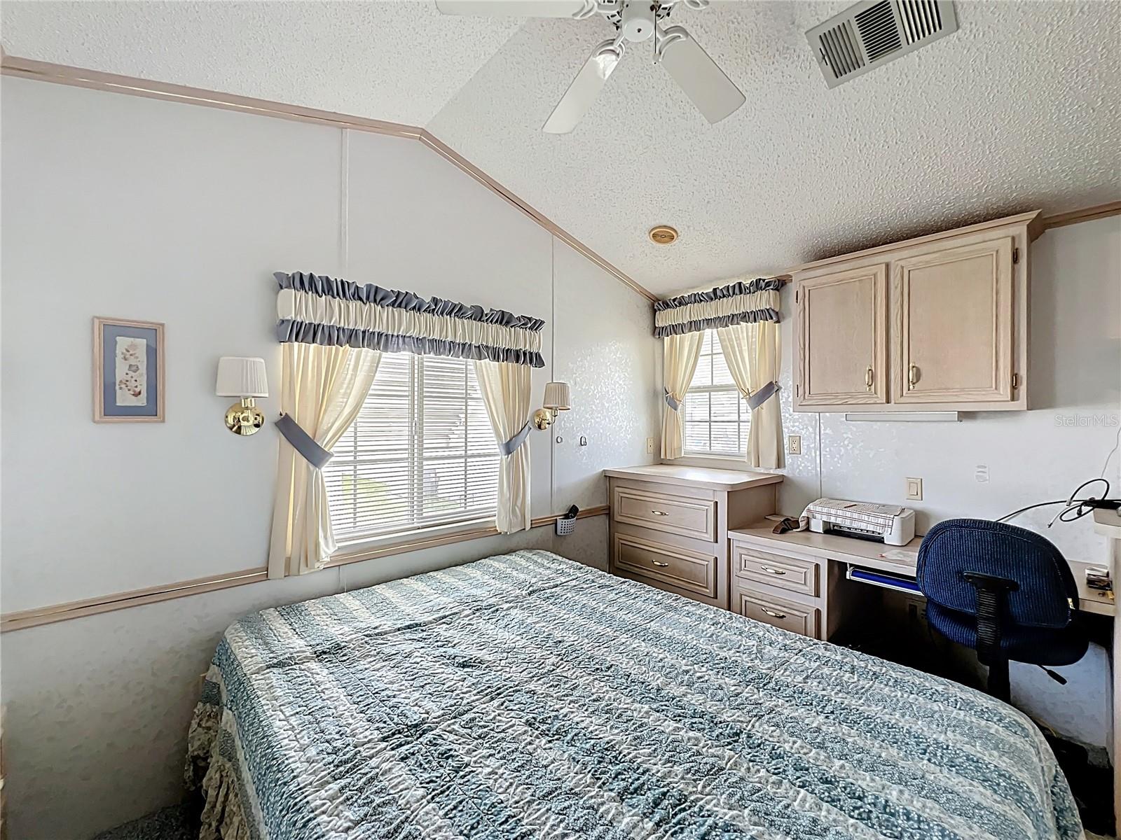 TB8363710 Property Photo