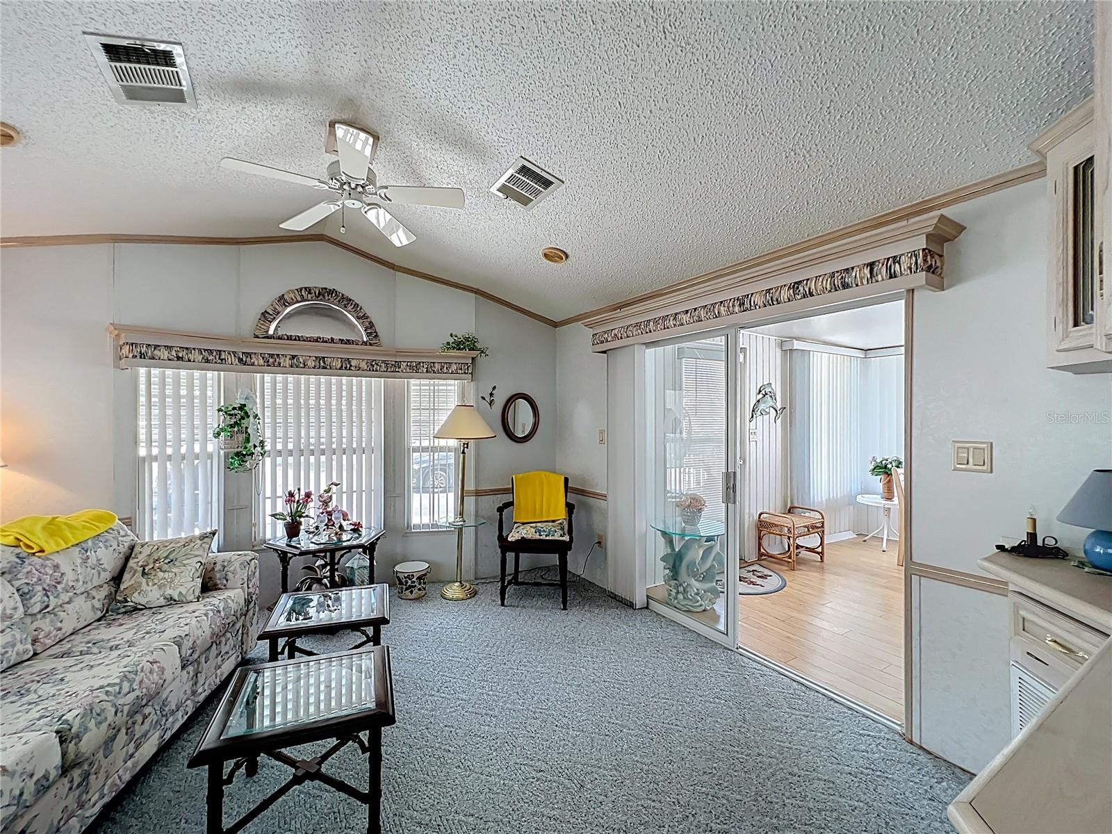 TB8363710 Property Photo