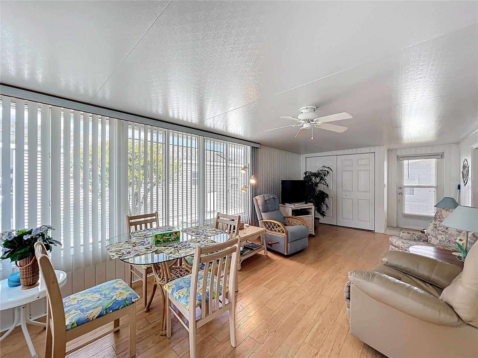 TB8363710 Property Photo