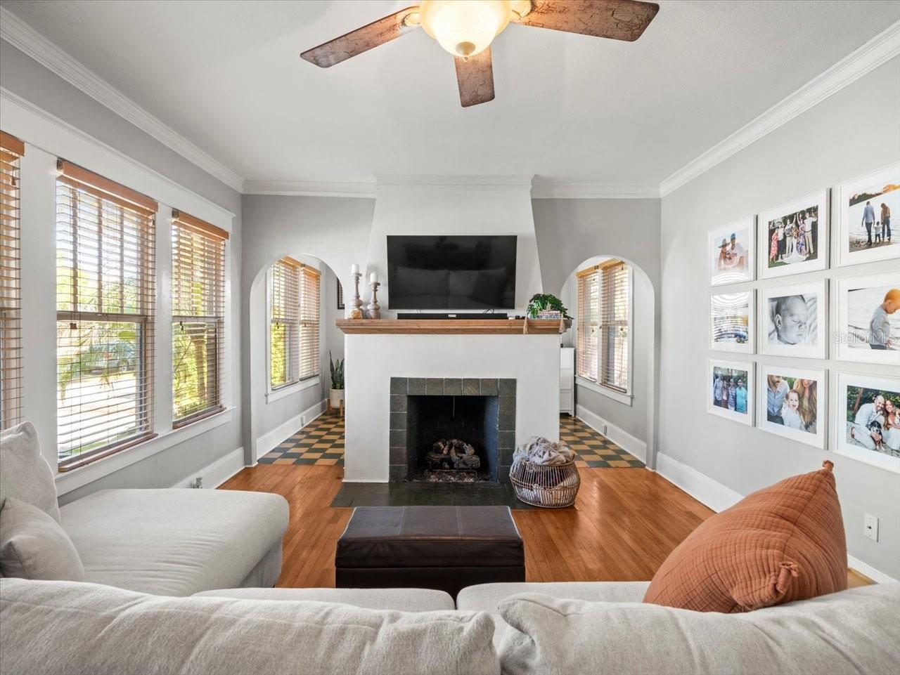 208 S BUNGALOW PARK AVE, TAMPA, FL, 33609