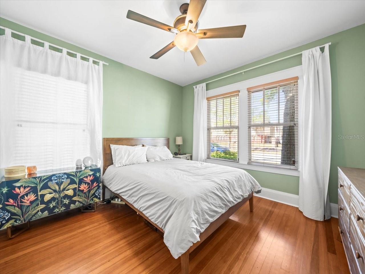 208 S BUNGALOW PARK AVE, TAMPA, FL, 33609