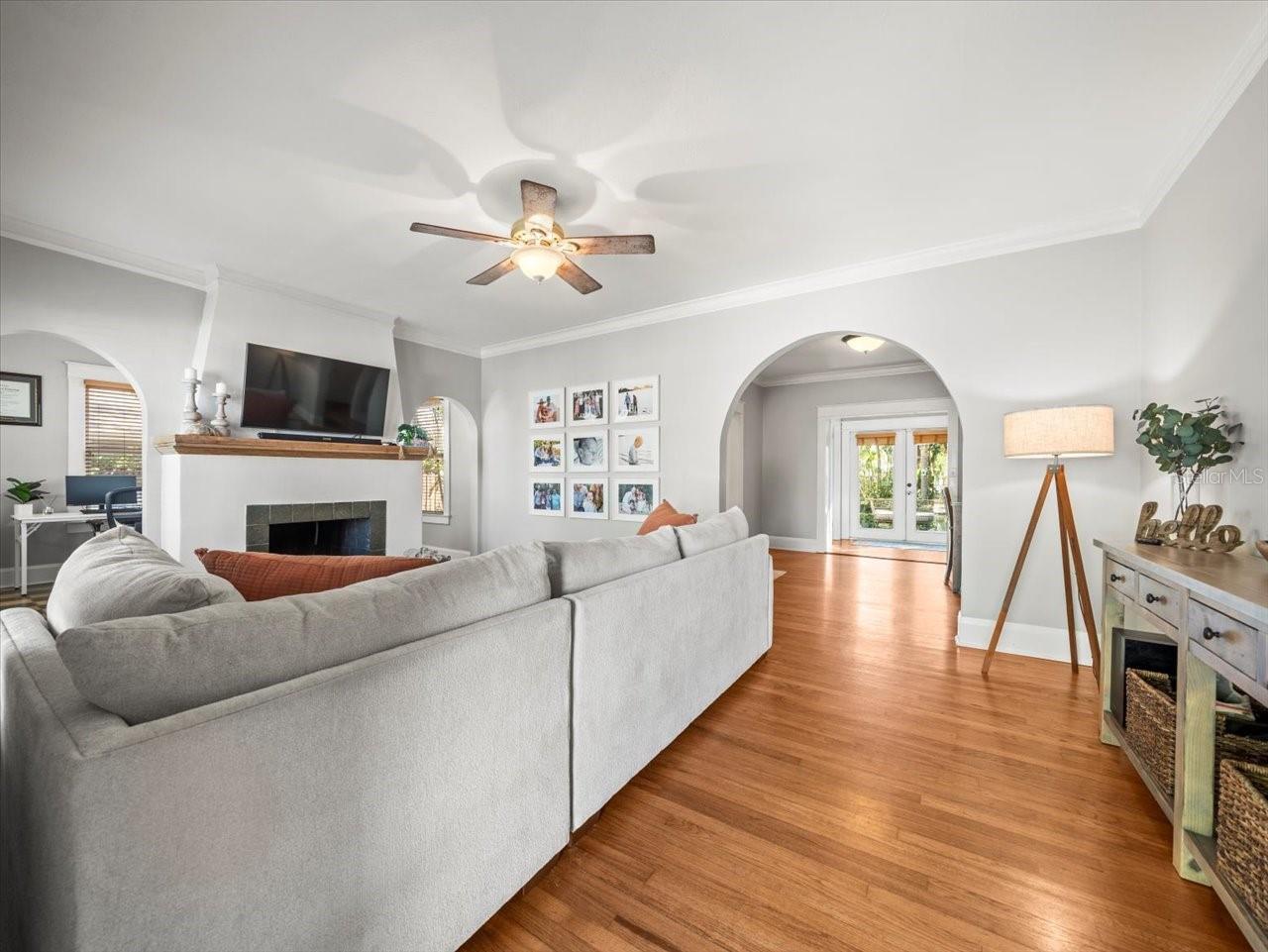 208 S BUNGALOW PARK AVE, TAMPA, FL, 33609