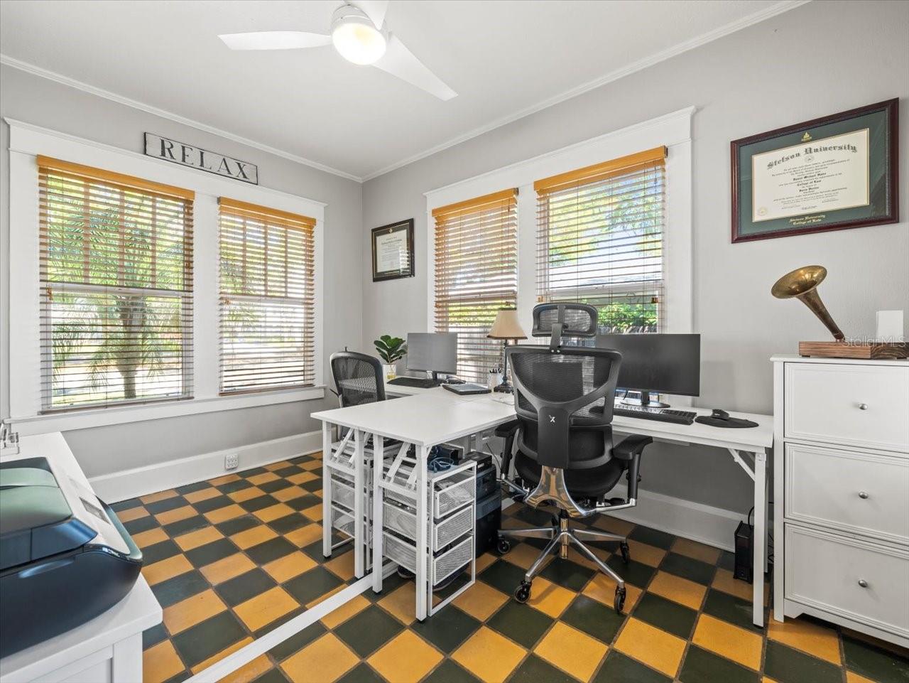 208 S BUNGALOW PARK AVE, TAMPA, FL, 33609