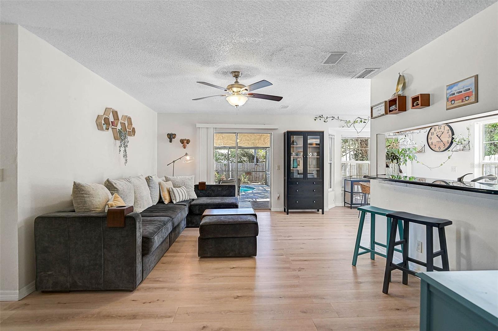 5611 22ND ST E, BRADENTON, FL, 34203