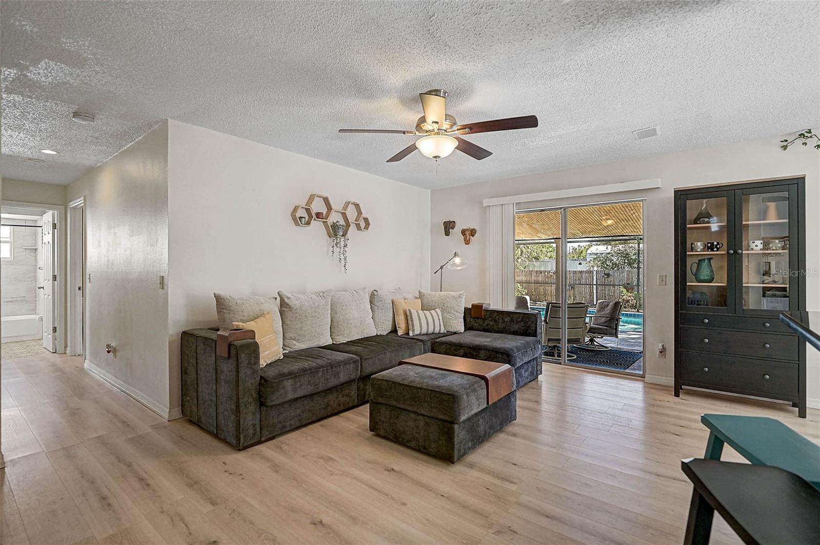 5611 22ND ST E, BRADENTON, FL, 34203