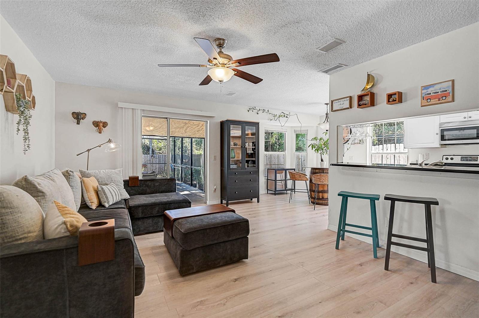 5611 22ND ST E, BRADENTON, FL, 34203