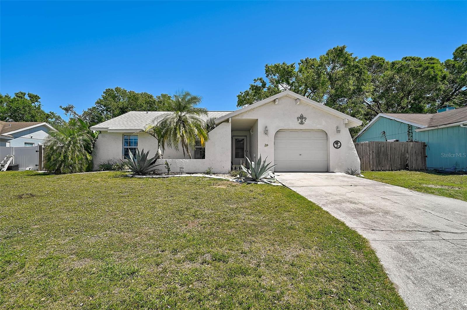 5611 22ND ST E, BRADENTON, FL, 34203