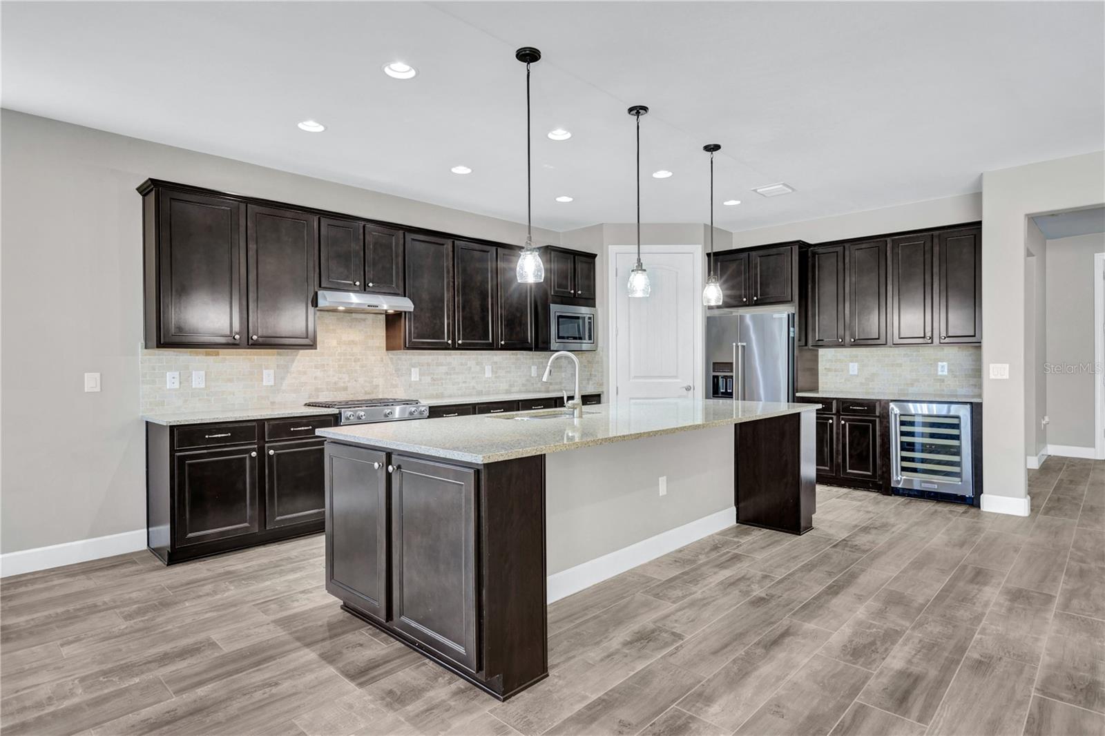 12035 WINFIELD CIR, FORT MYERS, FL, 33966