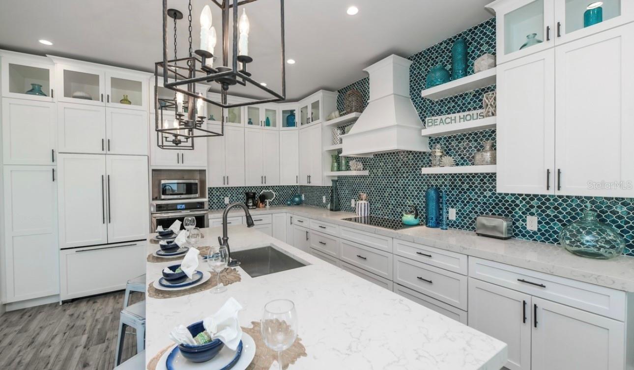 421 SPRING AVE, ANNA MARIA, FL, 34216