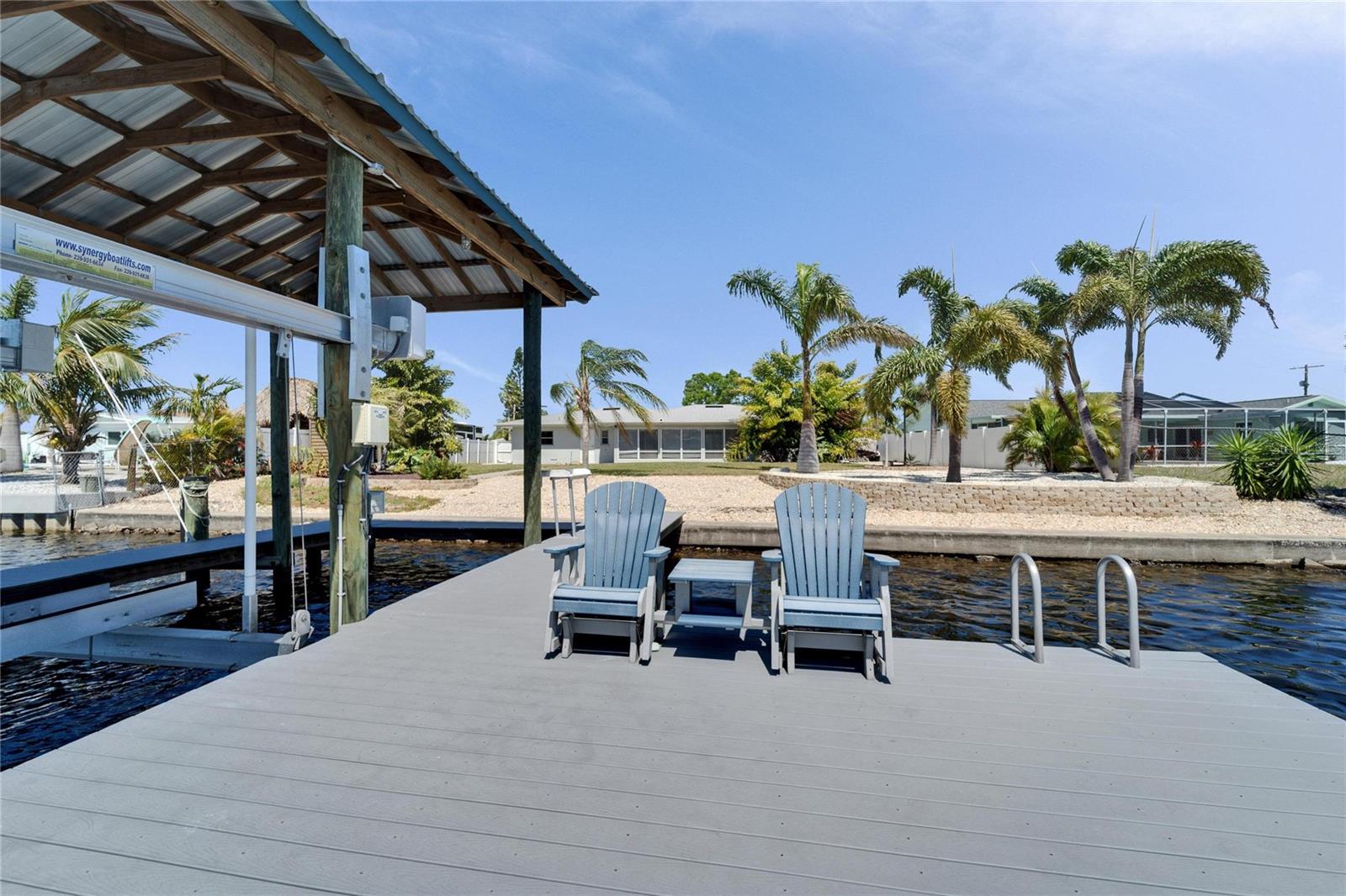 810 BLUE HERON BLVD, RUSKIN, FL, 33570