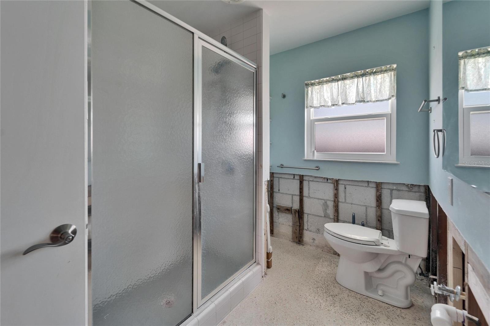 810 BLUE HERON BLVD, RUSKIN, FL, 33570