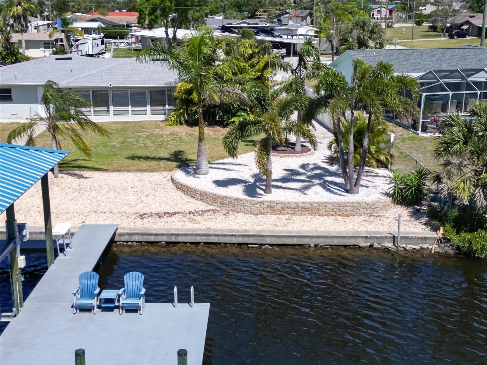 810 BLUE HERON BLVD, RUSKIN, FL, 33570