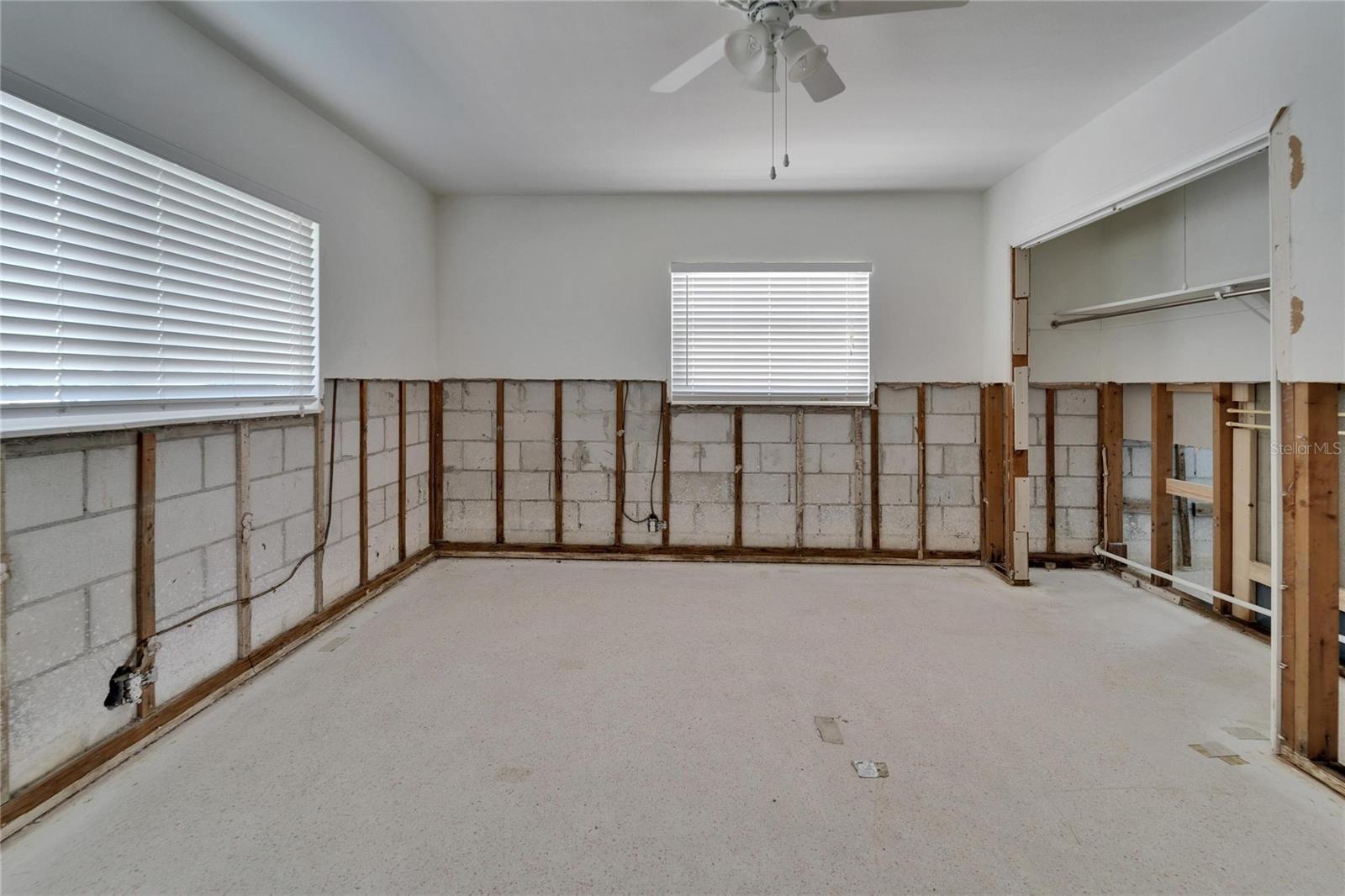 810 BLUE HERON BLVD, RUSKIN, FL, 33570