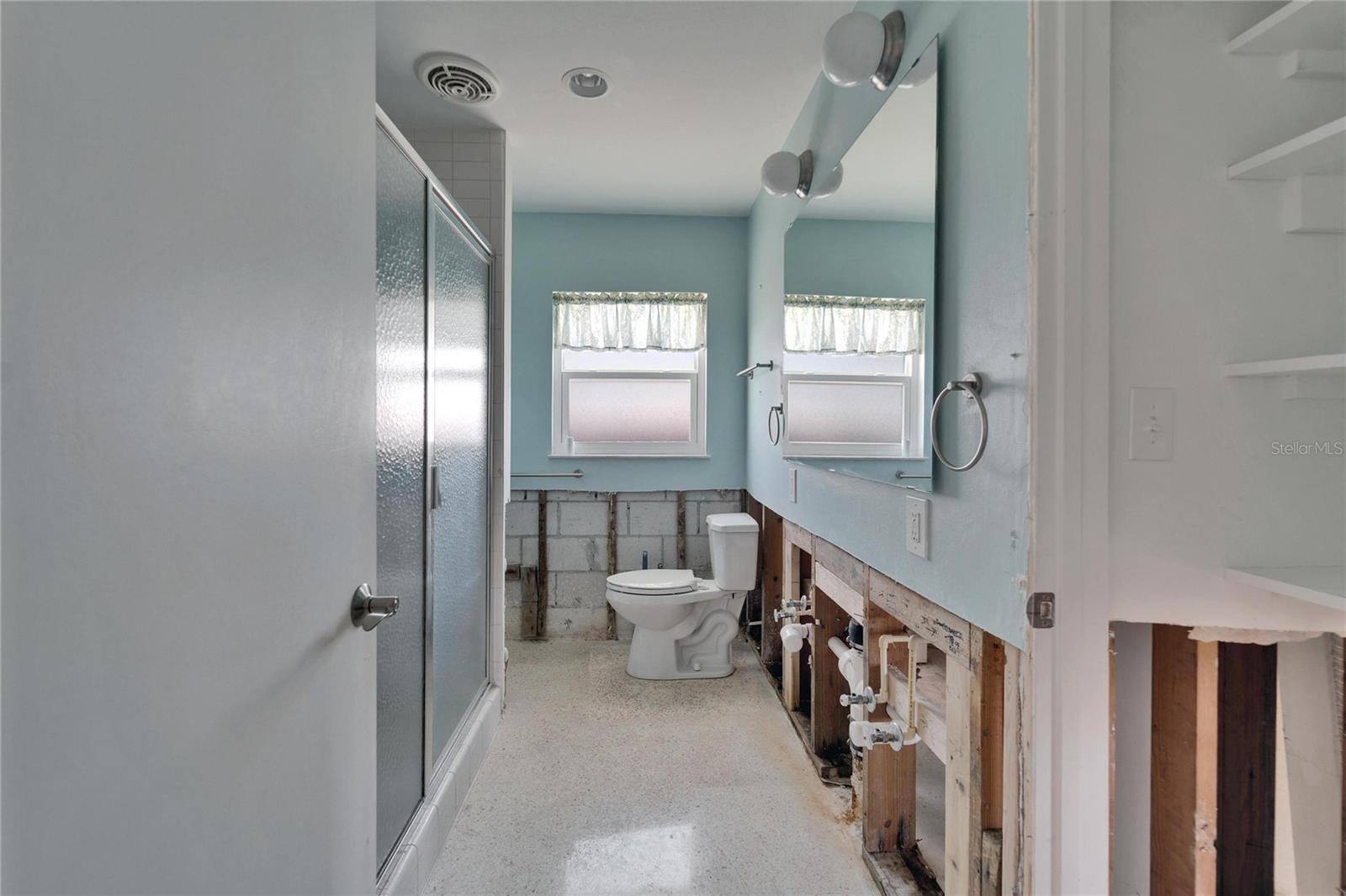 810 BLUE HERON BLVD, RUSKIN, FL, 33570