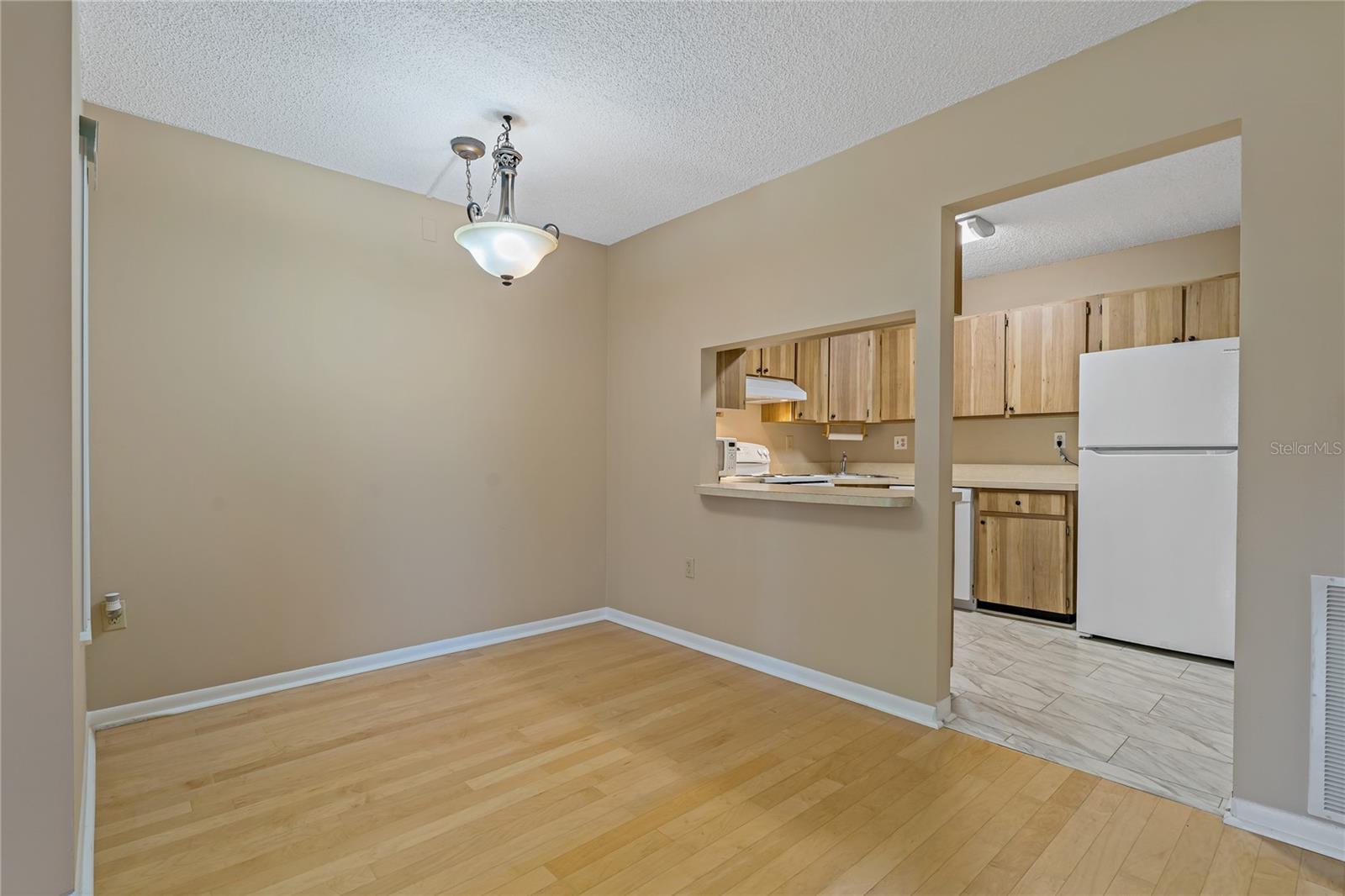 1737 PINE RIDGE WAY W #B-1, PALM HARBOR, FL, 34684